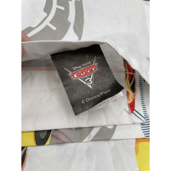 Disney Pixar Cars Twin Sheet Flat Lightning McQueen - Picture 3 of 4